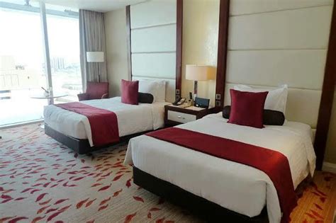 solaire staycation